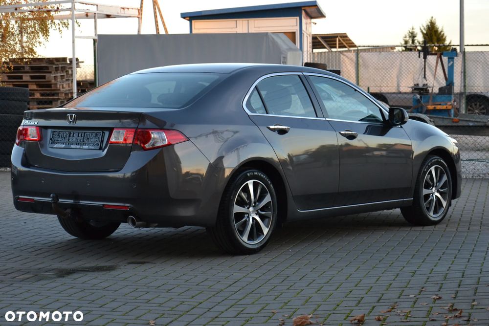 Honda Accord 2.0 Elegance - 11