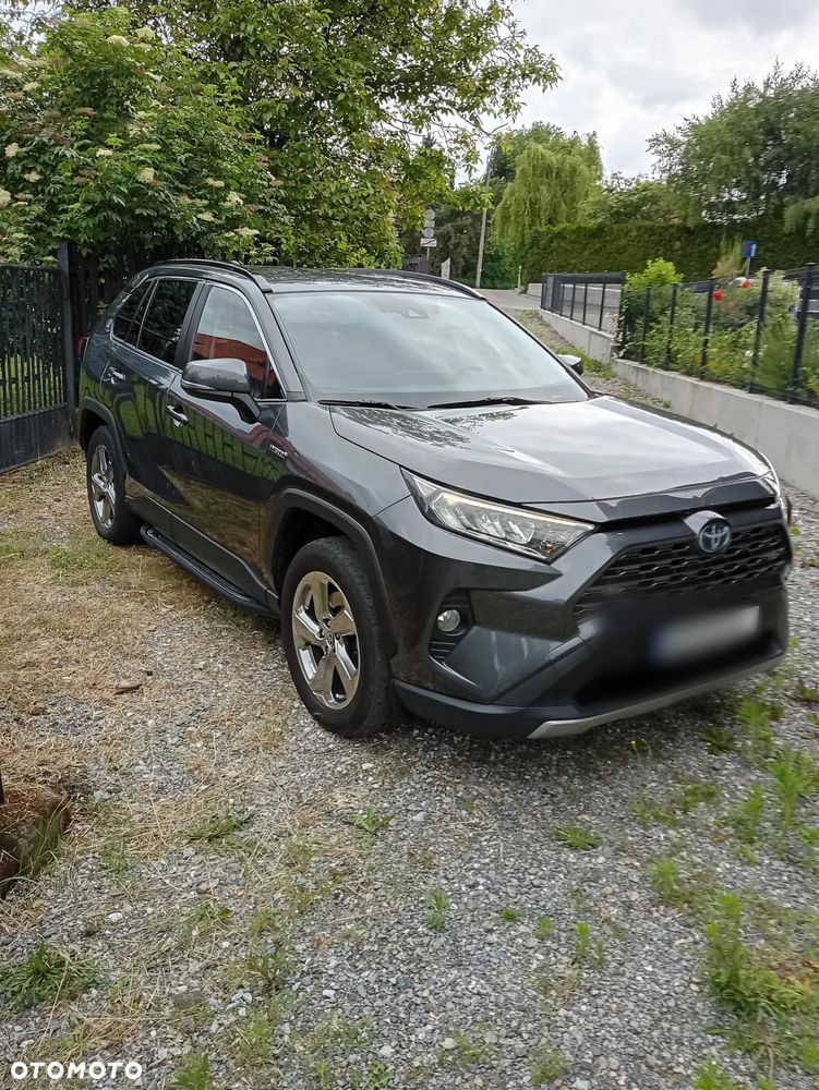 Toyota RAV4 - 1