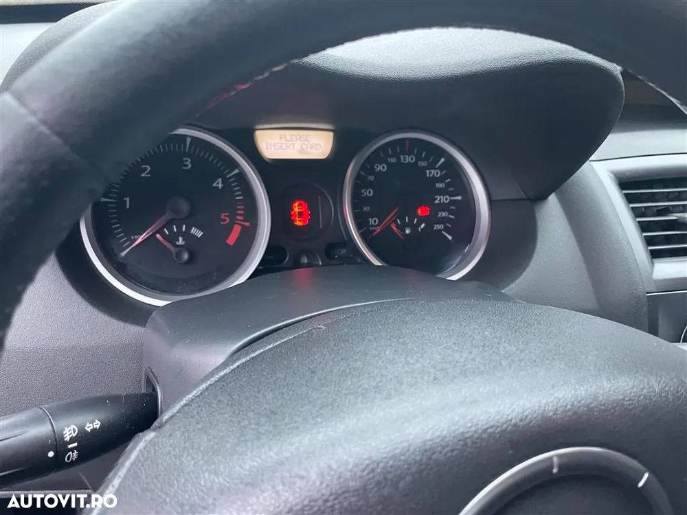 Renault Megane II 1.5 dCi Authentique - 8