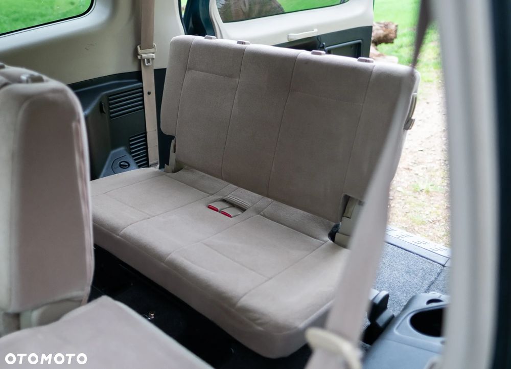 Mitsubishi Pajero - 27