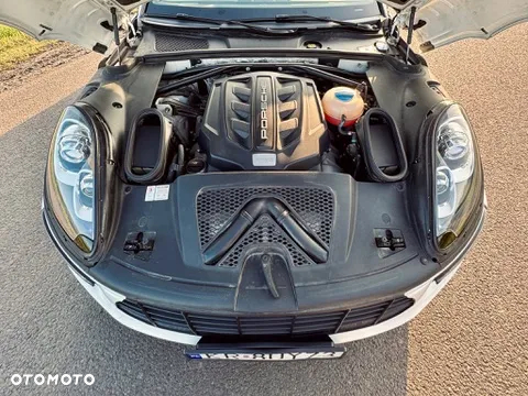 Porsche Macan S - 11