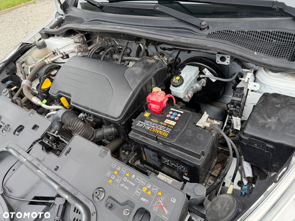 Renault Clio 1.2 16V 75 Business - 9