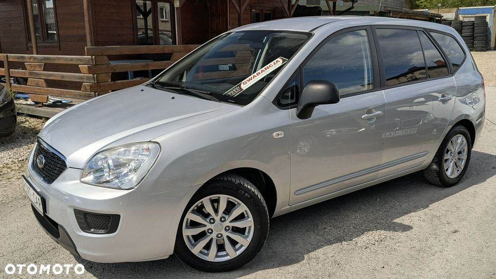 Kia Carens - 3