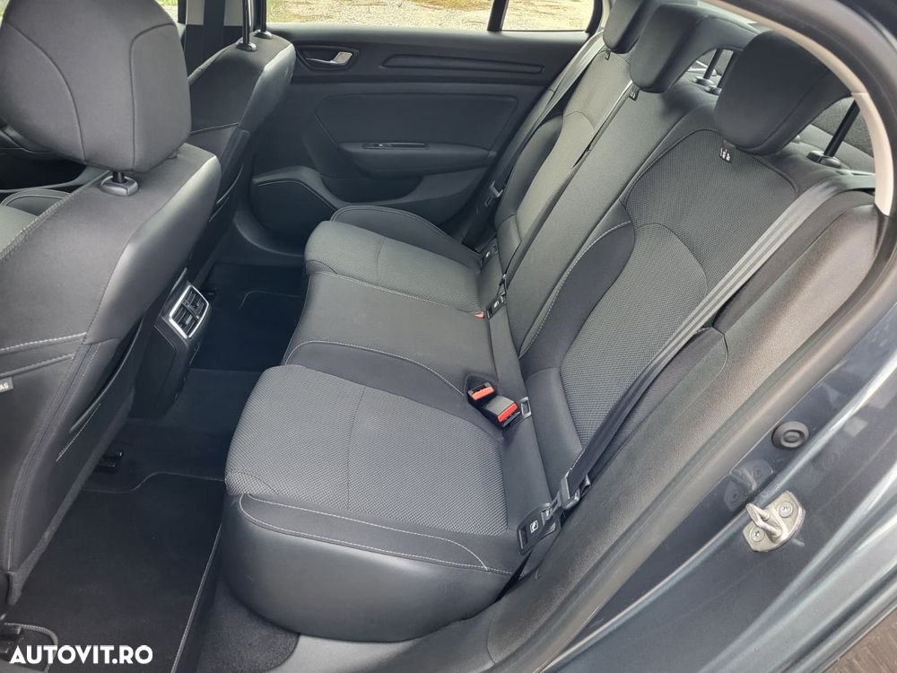 Renault Megane TCe 140 GPF Equilibre - 12
