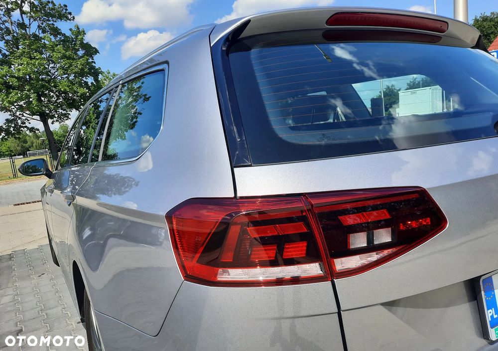 Volkswagen Passat 2.0 TDI Elegance DSG - 16
