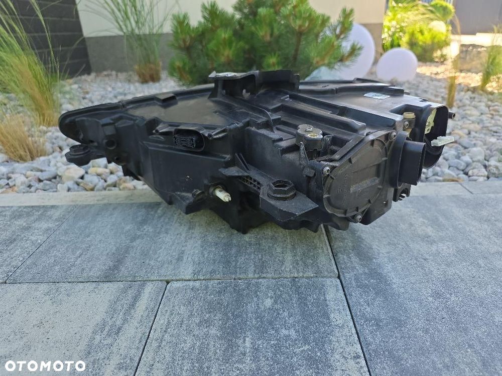 AUDI A3 S3 RS3 8V0 LIFT Lampa prawa przód Full Led Dynamic 8V0941034C 2017 - 8