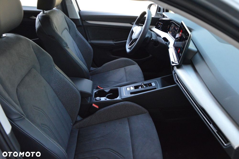 Volkswagen Golf - 21