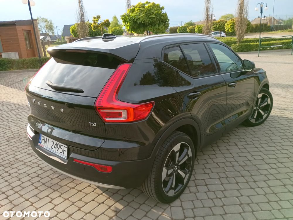 Volvo XC 40 T4 Geartronic Momentum - 4