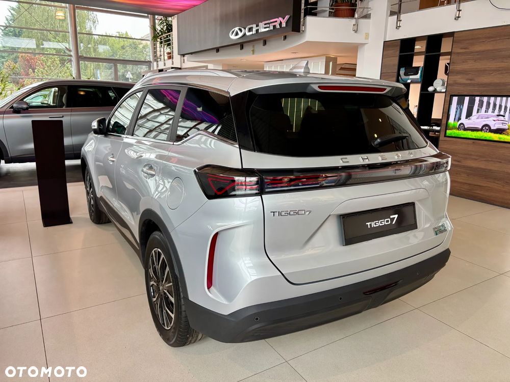 Chery Tiggo 7 1.5 T-GDI Super Hybrid Premium DHT - 14