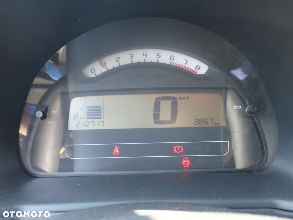 CZĘŚCI - Citroen C2 1,4 73KM 10 FST3 HB 3D 5B lakier KMH KMHC 2007r. INDEX - 10198 - 13
