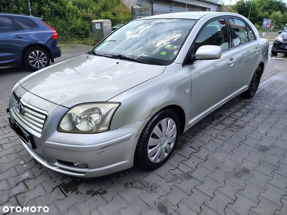 Toyota Avensis 2.0 VVT-i Team - 1