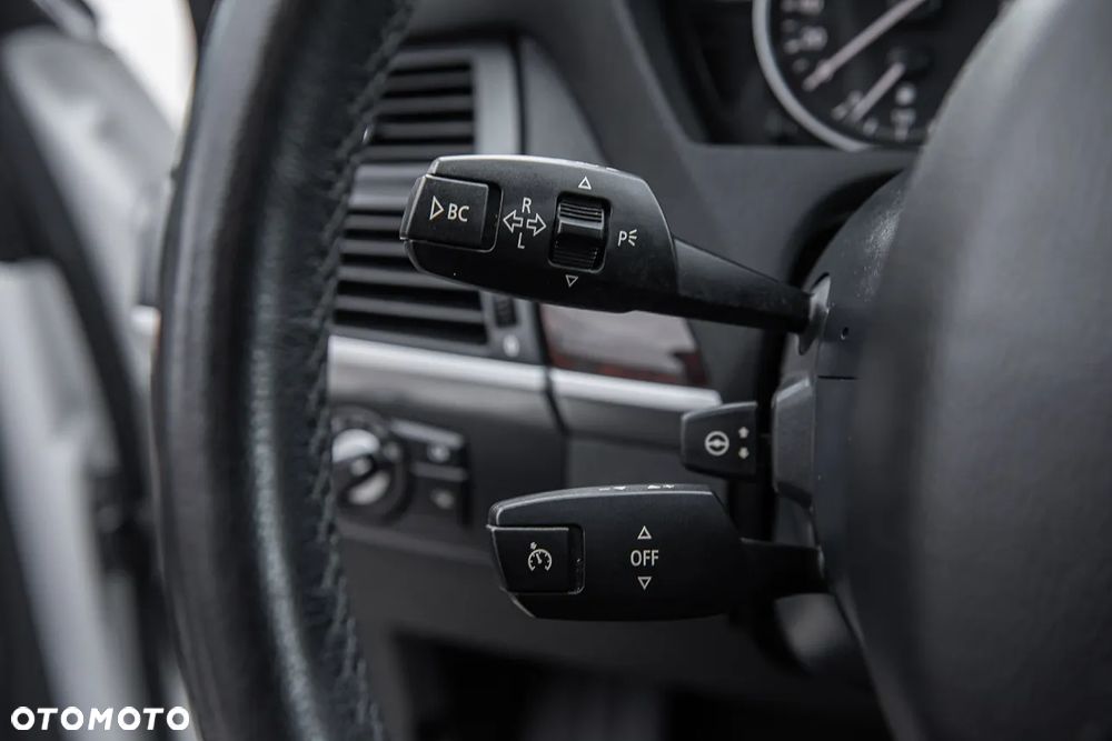 BMW X5 xDrive35i Edition Exclusive - 19