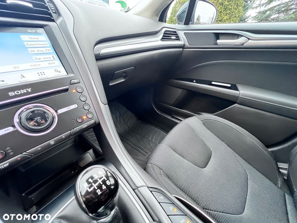 Ford Mondeo - 16