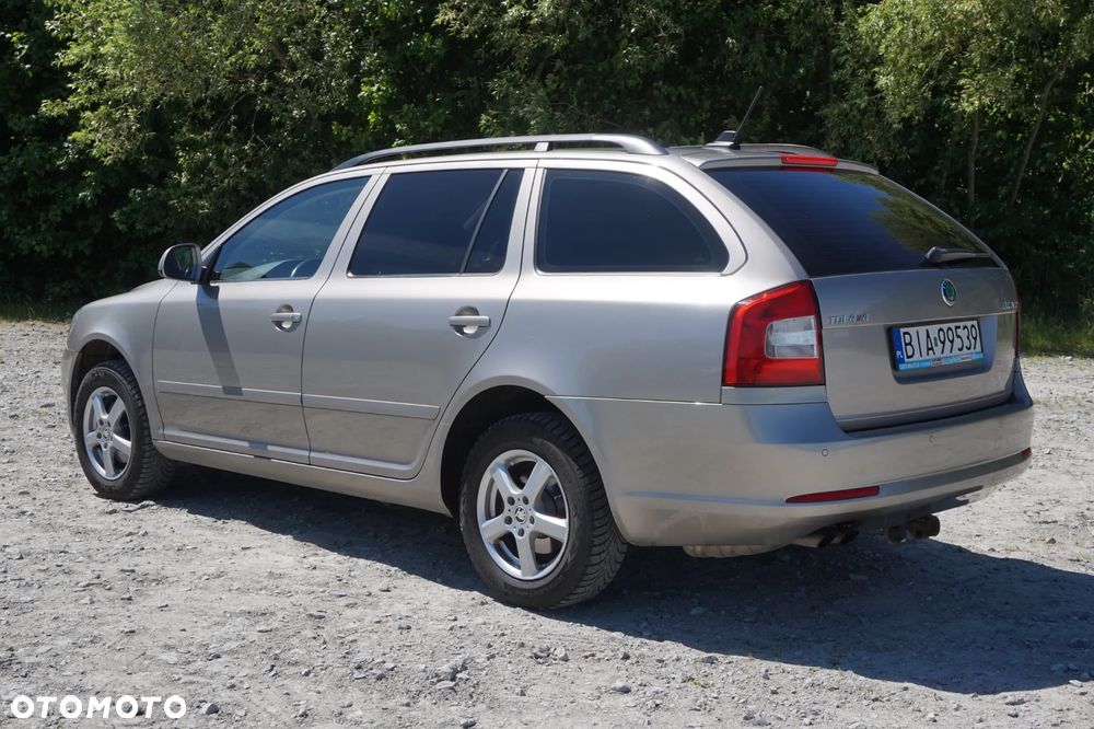 Skoda Octavia 1.6 TDI DPF 4x4 Ambition - 12
