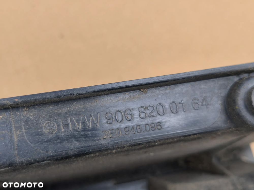 Lampa tył prawa VW Crafter I 06-16r 2e0945096 - 7