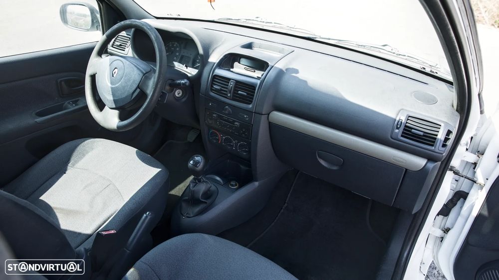 Renault Clio 1.5 dCi Confort Dynamique - 11