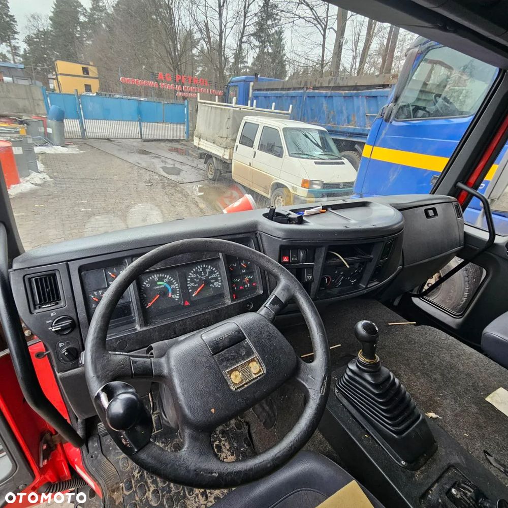 Volvo FL 6 pojazd na części - 8
