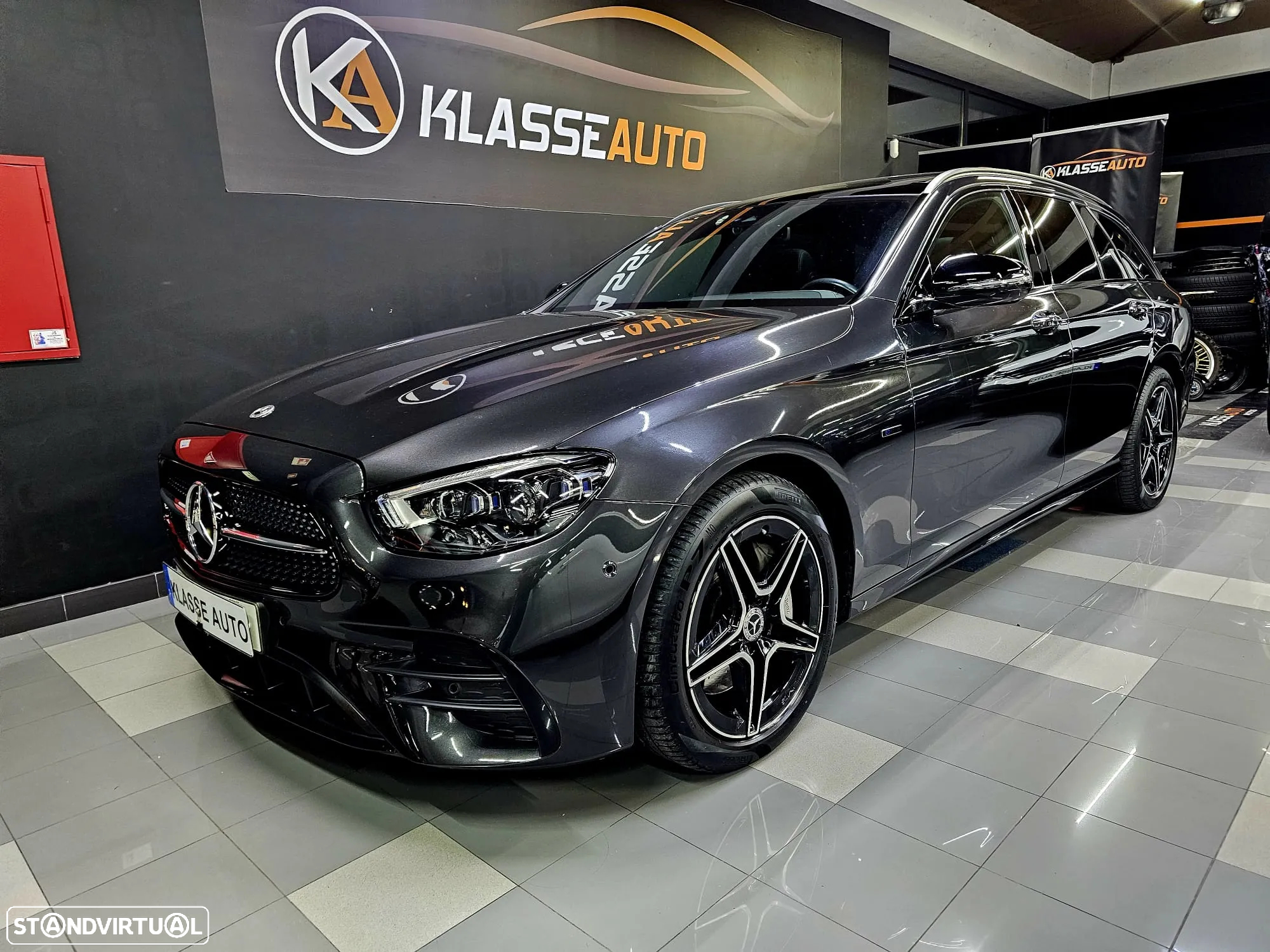 Mercedes-Benz E 300 de AMG Line - 2