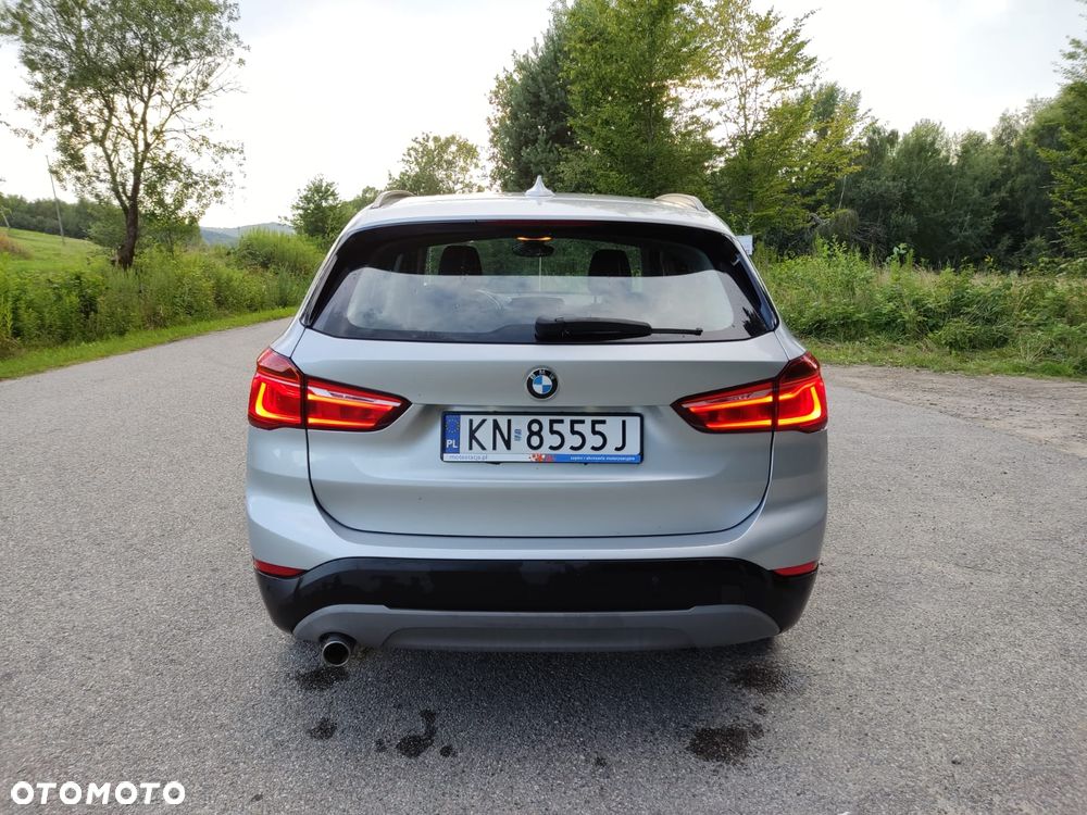 BMW X1 sDrive16d Sport Line - 6