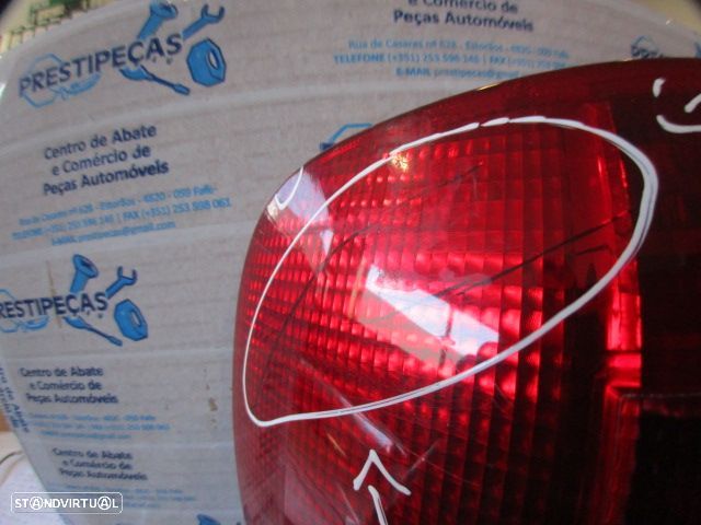 Farol Tras Stop3073 AUDI A4 8D 1999 1.9TDI 110CV 4P PRETO ESQ DANIFICADO - 2