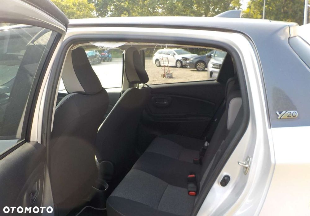 Toyota Yaris - 19