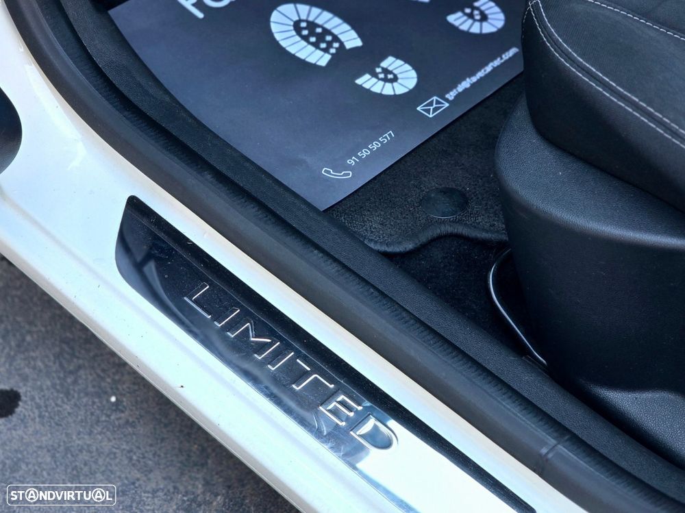 Renault Clio 0.9 TCe Limited - 37