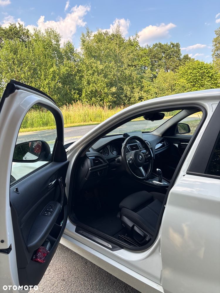 BMW Seria 1 118d Sport Line - 7