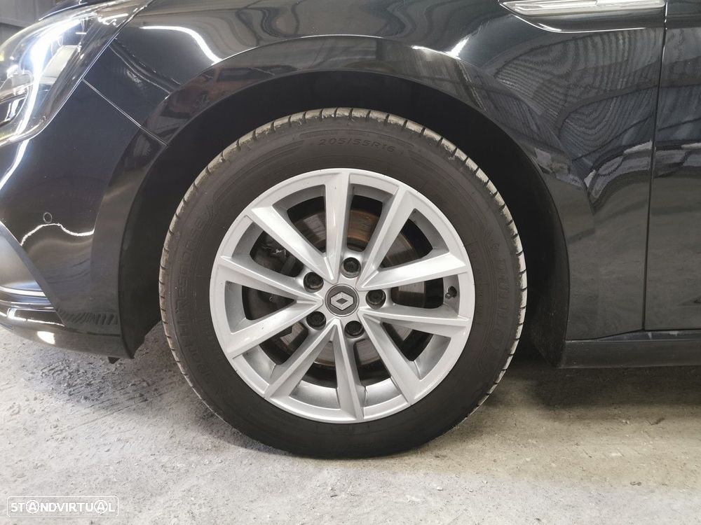 Renault Mégane Sport Tourer 1.6 dCi Intens - 32