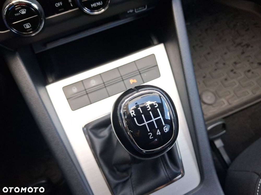Skoda Octavia 1.5 TSI GPF ACT Ambition - 19