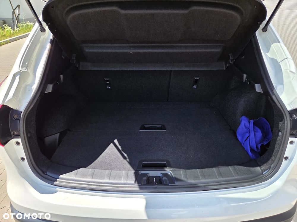 Nissan Qashqai 1.6 DIG-T N-Vision - 38