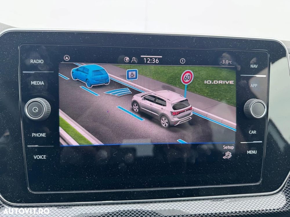 Volkswagen T-Cross - 13
