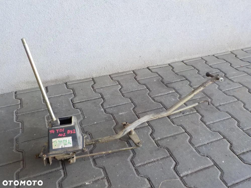 VW T4 2.5 TDI 102KM LEWAREK WYBIERAK BIEGÓW DXZ - 1