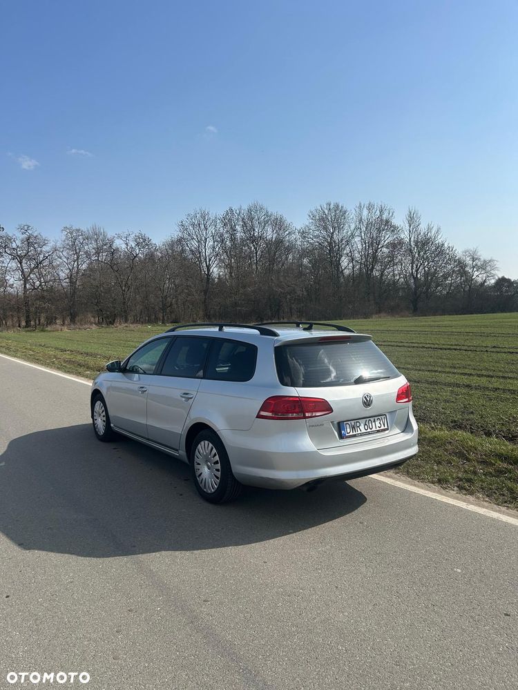 Volkswagen Passat - 15