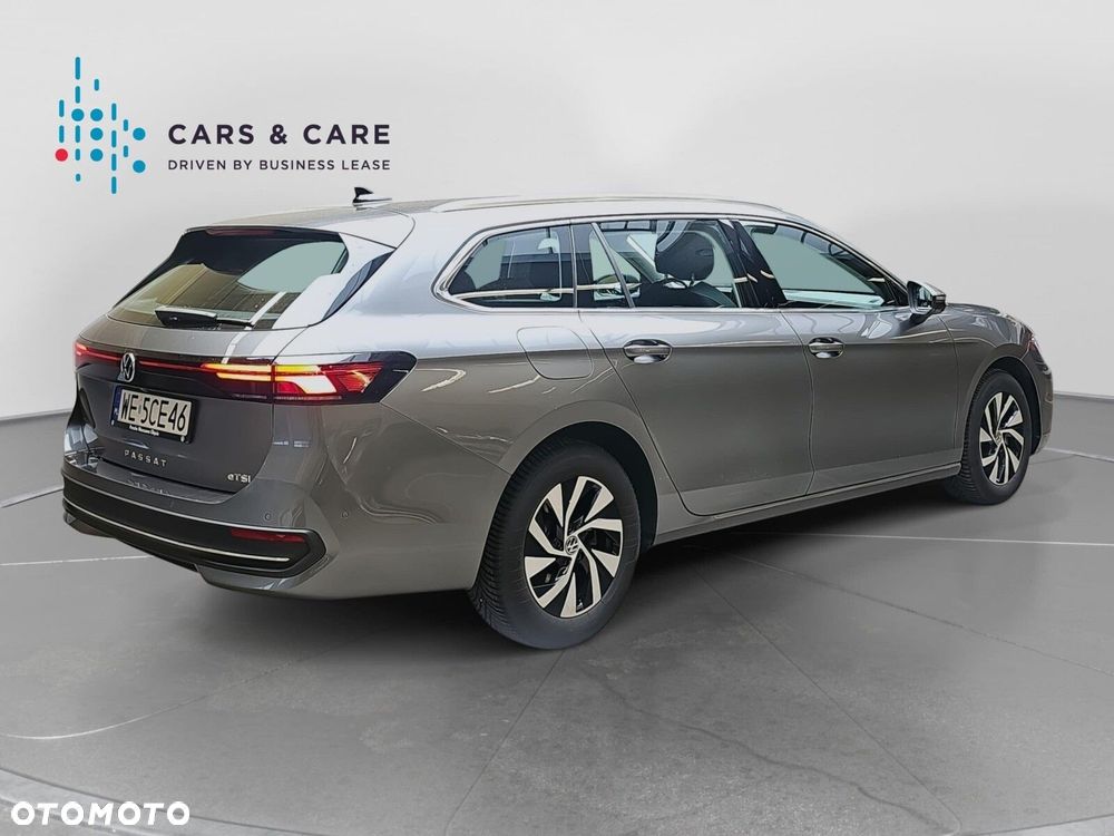 Volkswagen Passat - 23