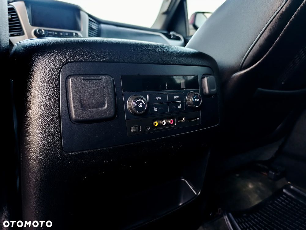 GMC Yukon 5.3 SLE - 30