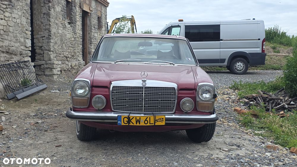 Mercedes-Benz 280 - 4
