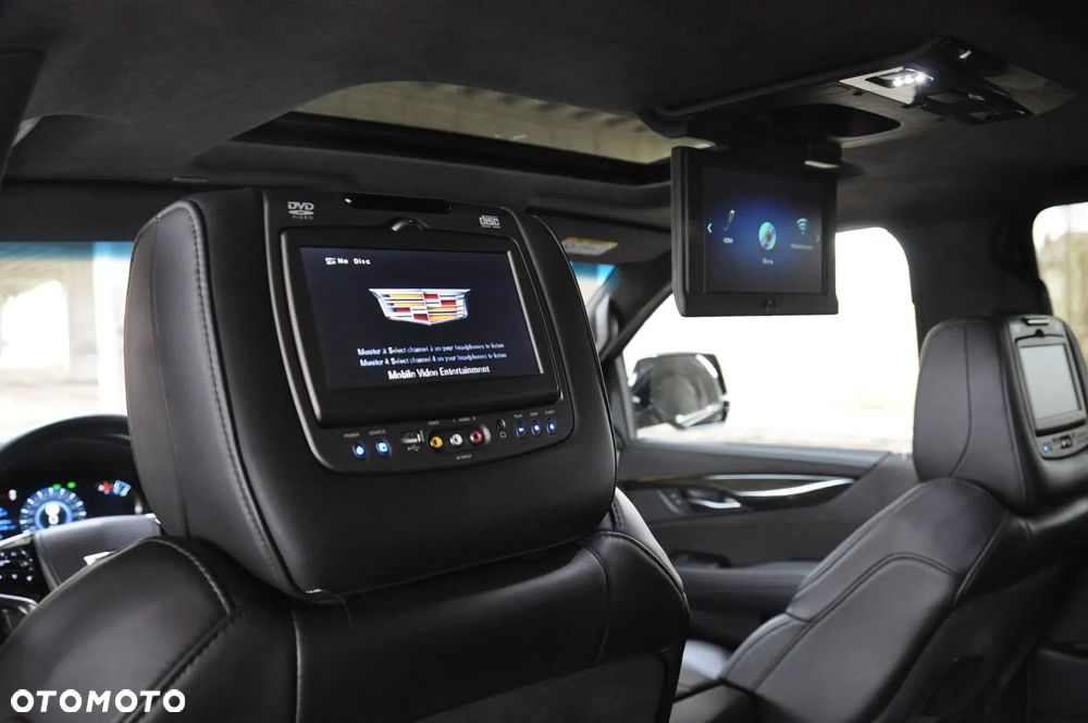 Cadillac Escalade - 33