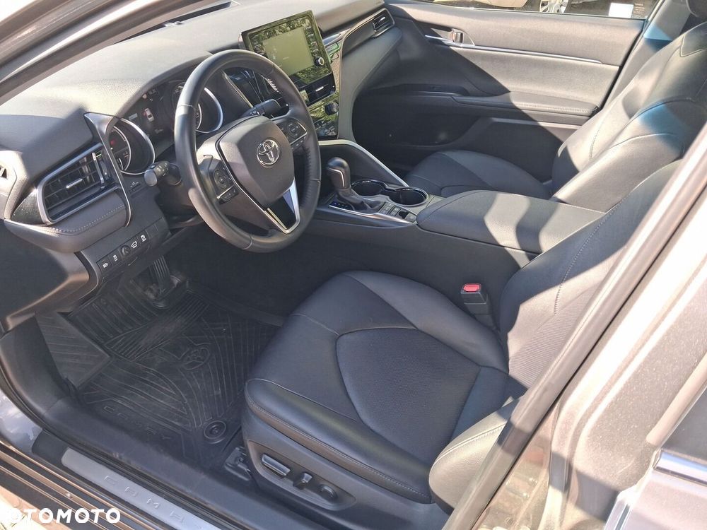 Toyota Camry 2.5 Hybrid Comfort CVT - 9