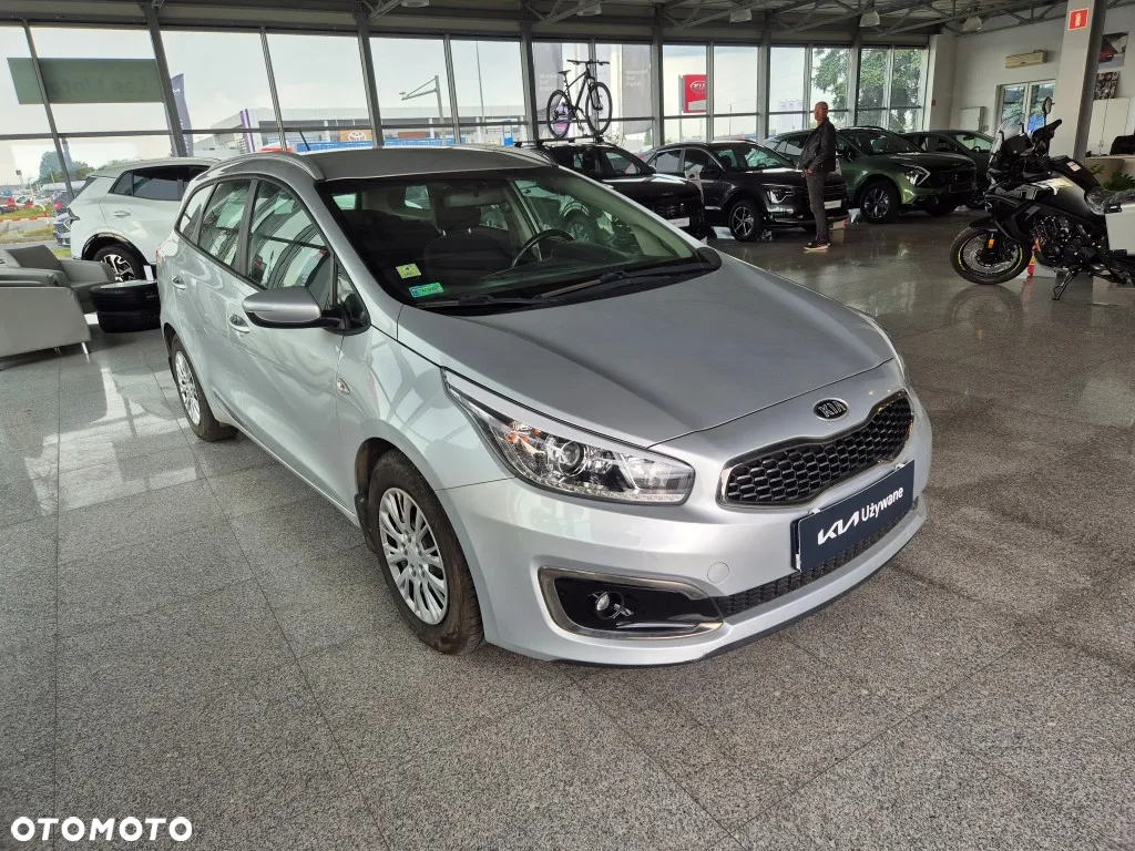 Kia Ceed Cee'd 1.6 GDI Smart Plus - 5