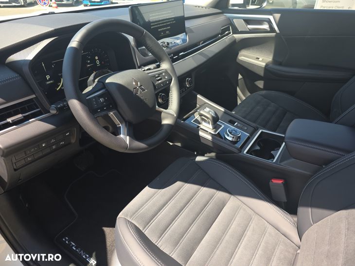 Mitsubishi Outlander 2.4 4WD - 10