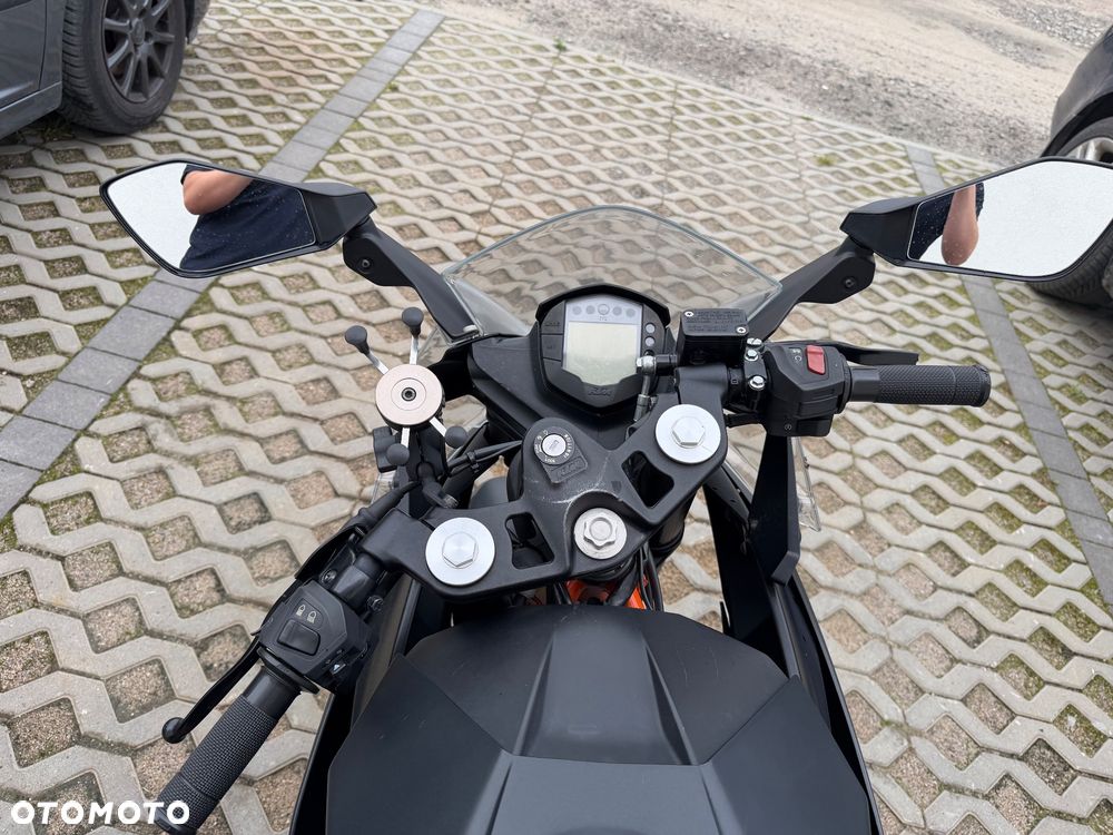 KTM RC 125 - 6