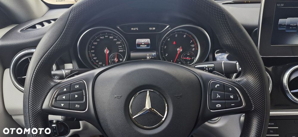 Mercedes-Benz CLA 2018