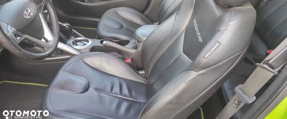 Hyundai Veloster - 7