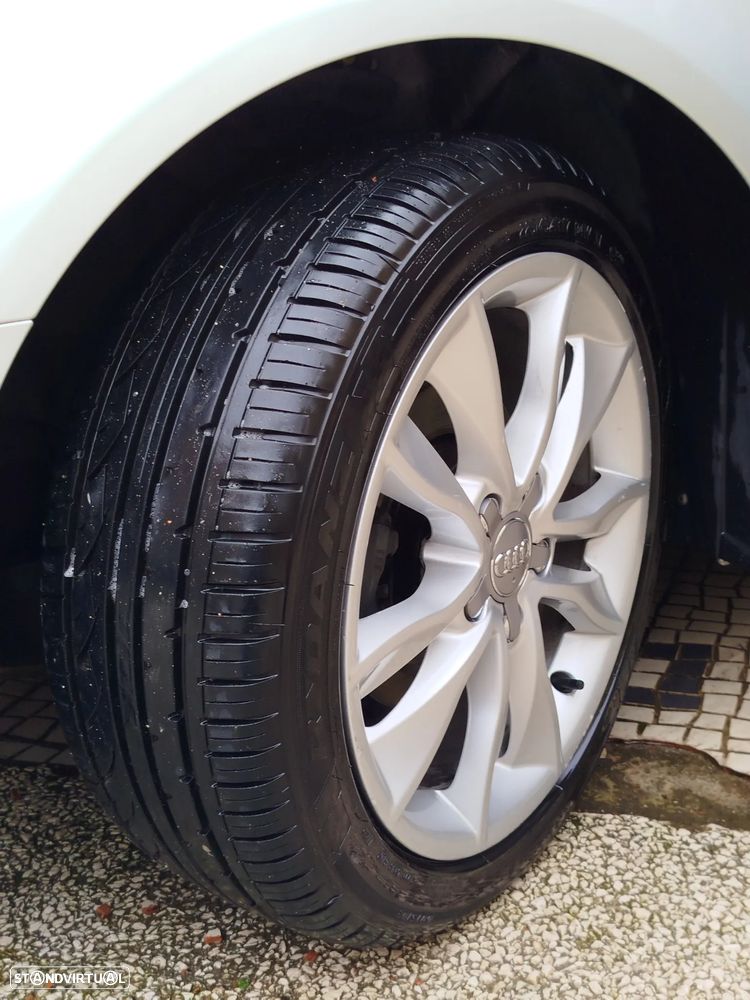 Audi A3 Cabrio 1.6 TDi DPF S line Sport Pack - 19