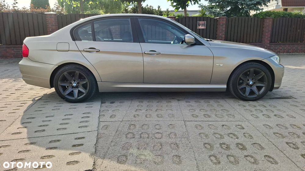 BMW Seria 3 2009 photo 5