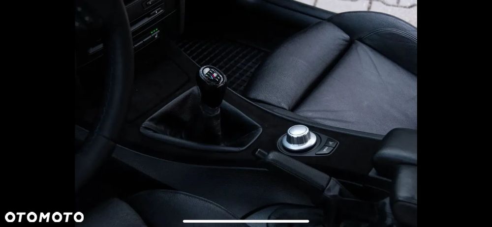 BMW Seria 3 320i - 33