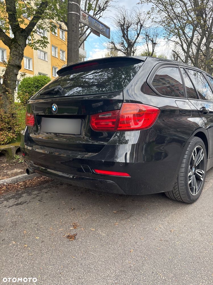 BMW Seria 3 320d - 4