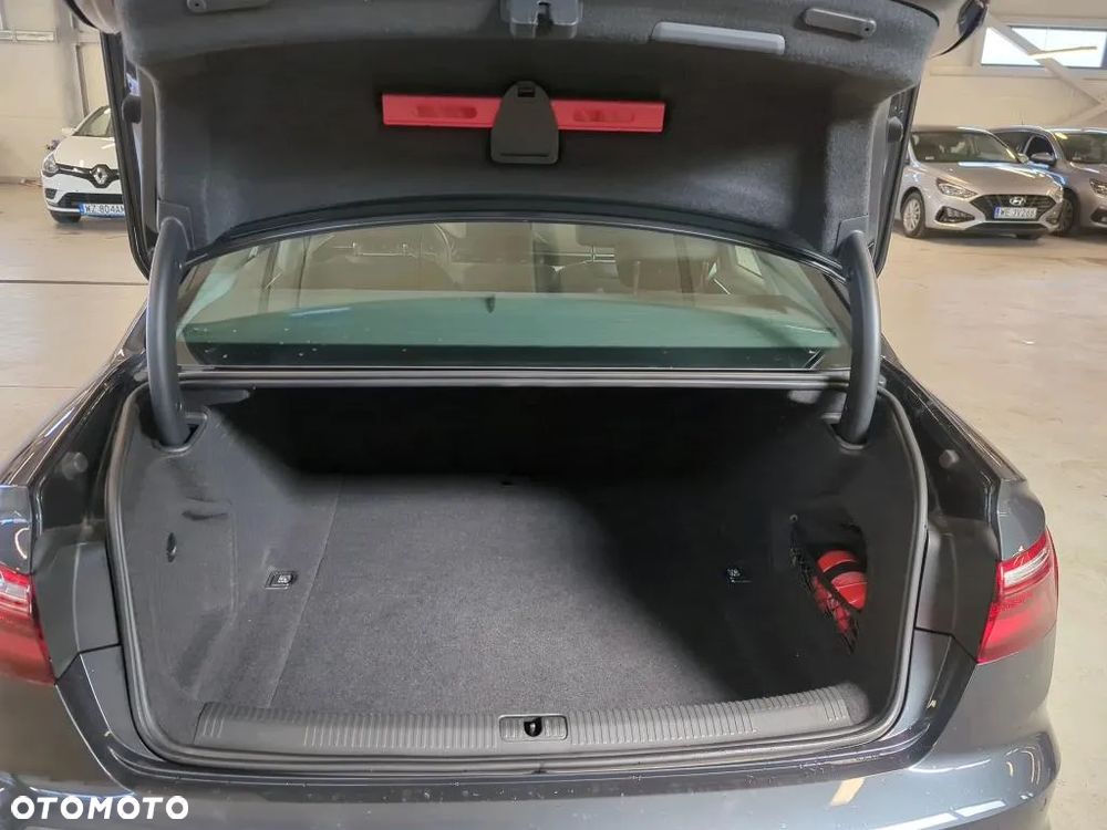 Audi A4 - 9