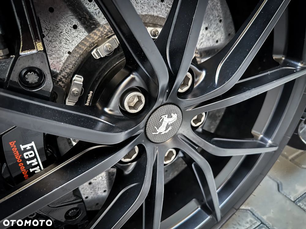 Ferrari 488 Pista - 22