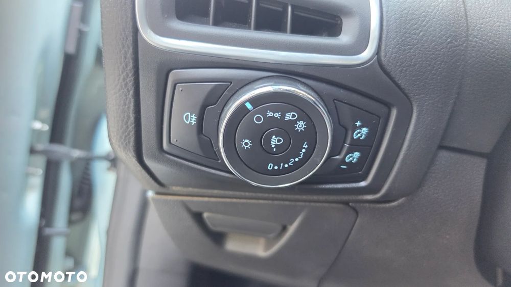 Ford Focus Standard - 12